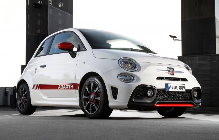 Abarth 595 (312) 2017 года  (AU) (фото 1 из 40)